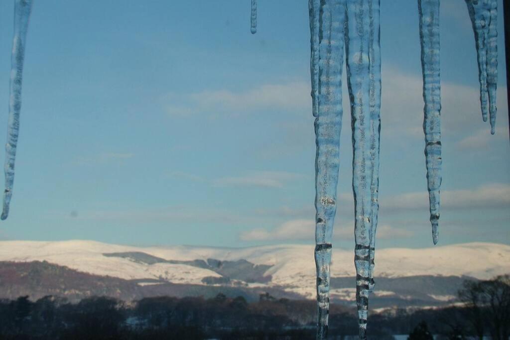 Stunning Views Of Ynyshir & Southern Snowdonia Apartment Machynlleth Exterior photo